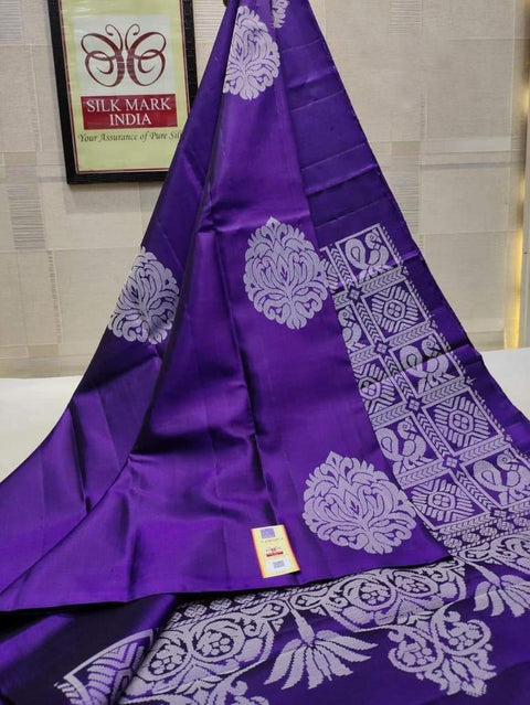 VastraLakshmi Staggering Purple Soft Silk Saree With Sumptuous Blouse Piece