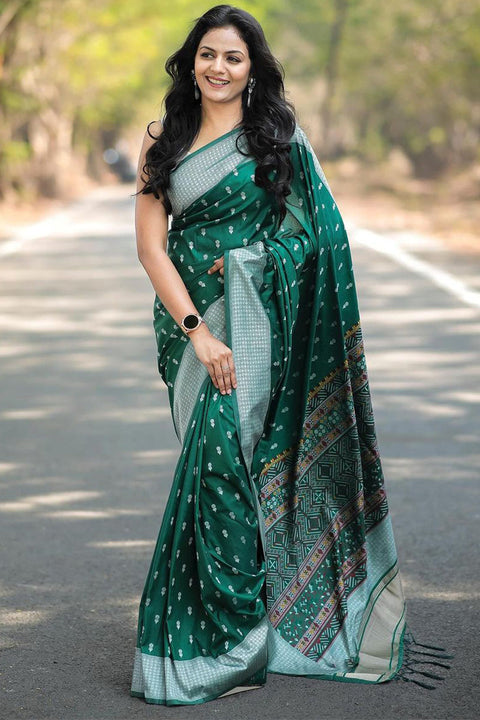 VastraLakshmi Petrichor Green Cotton Silk Saree With Woebegone Blouse Piece