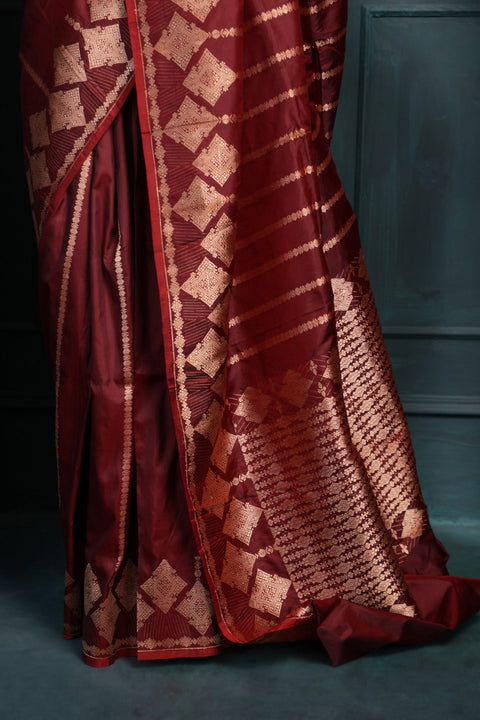 VastraLakshmi Jazzy Maroon Soft Silk Saree With Fairytale Blouse Piece