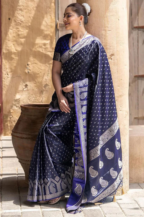 VastraLakshmi Mesmeric Navy Blue Soft Silk Saree With Comely Blouse Piece