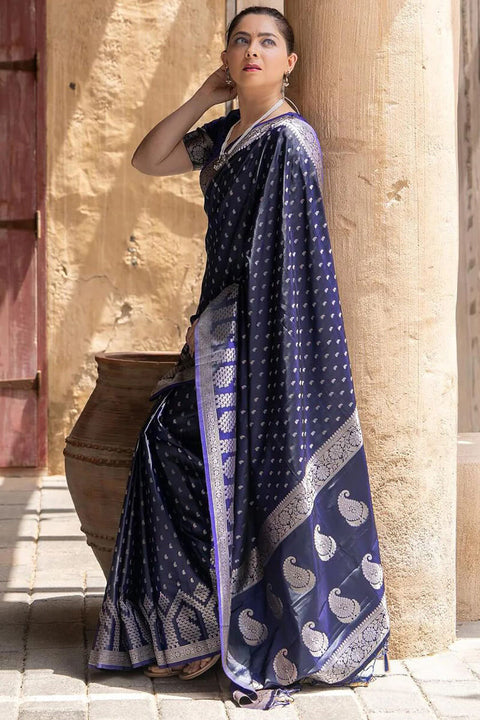 VastraLakshmi Mesmeric Navy Blue Soft Silk Saree With Comely Blouse Piece