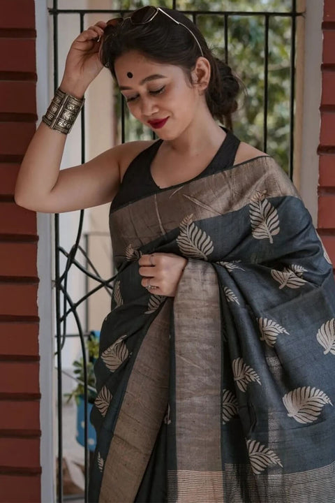 VastraLakshmi Felicitous Black Linen Silk Saree With Enigmatic Blouse Piece