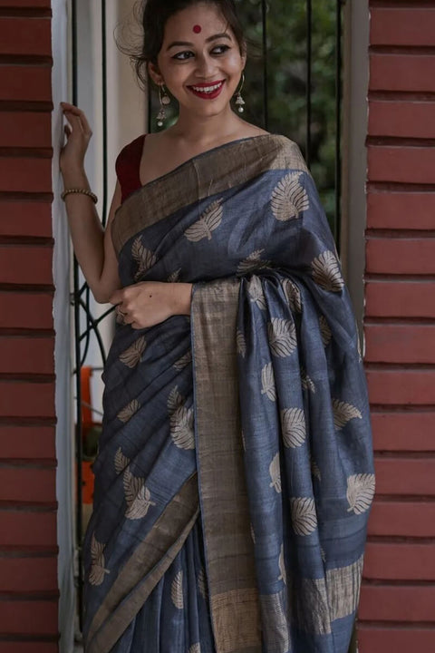 VastraLakshmi Snappy Grey Linen Silk Saree With Pulsating Blouse Piece