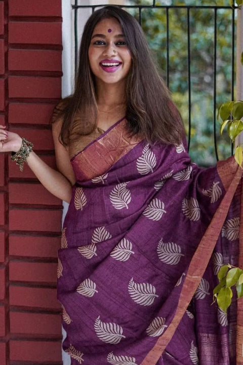 VastraLakshmi Snazzy Purple Linen Silk Saree With Imaginative Blouse Piece