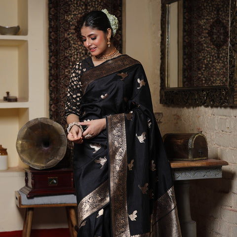 VastraLakshmi Desuetude Black Soft Silk Saree With Epiphany Blouse Piece