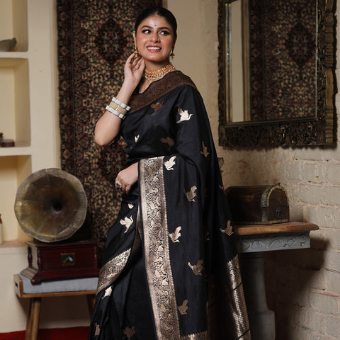 VastraLakshmi Desuetude Black Soft Silk Saree With Epiphany Blouse Piece