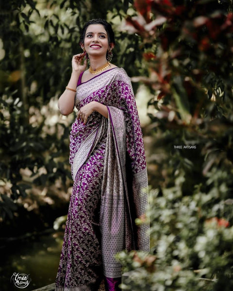 VastraLakshmi Magnetic Purple Soft Silk Saree With Snazzy Blouse Piece