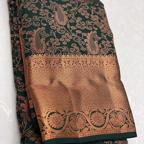 VastraLakshmi Fragrant Dark Green Soft Silk Saree With Delectable Blouse Piece