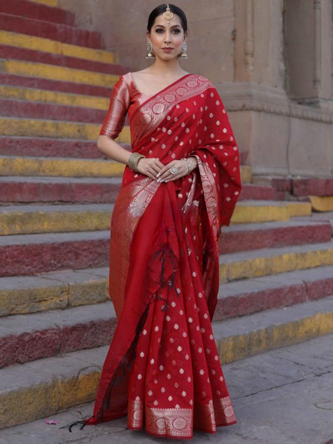 VastraLakshmi Snazzy Red Soft Silk Saree With Unequalled Blouse Piece