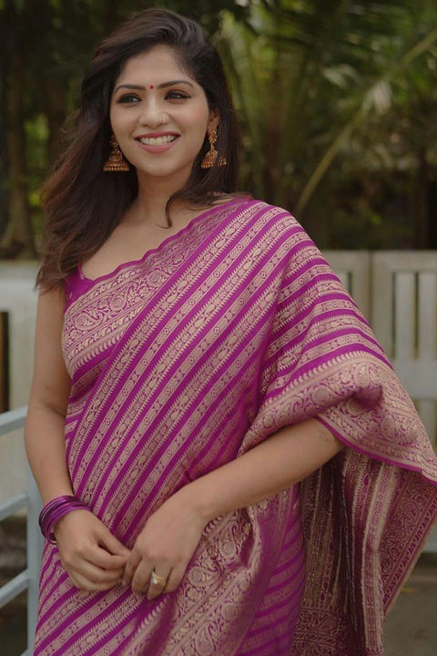 VastraLakshmi Incomparable Magenta Soft Silk Saree With Resonant Blouse Piece