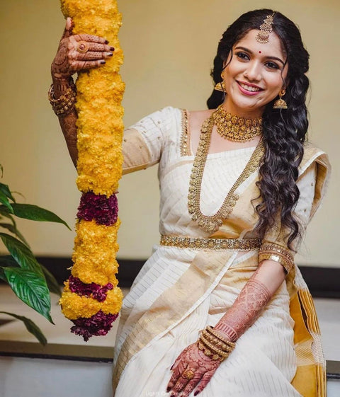 VastraLakshmi Delectable White Soft Silk Saree With Palimpsest Blouse Piece