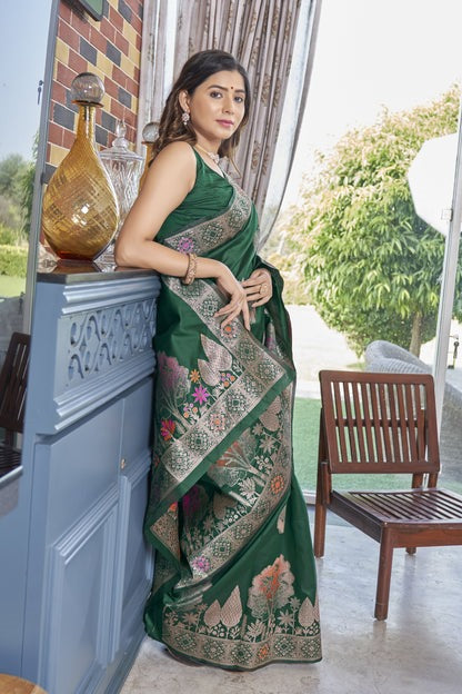 VastraLakshmi Majesty Dark Green Soft Silk Saree With Desirable Blouse Piece