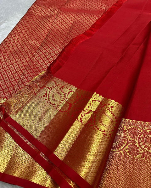 VastraLakshmi Assemblage Red Soft Banarasi Silk Saree With Delightful Blouse Piece