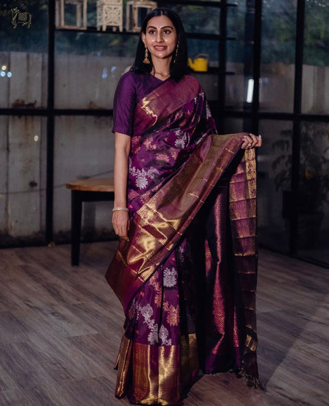 VastraLakshmi Serendipity Purple Soft Silk Saree With Devastating Blouse Piece