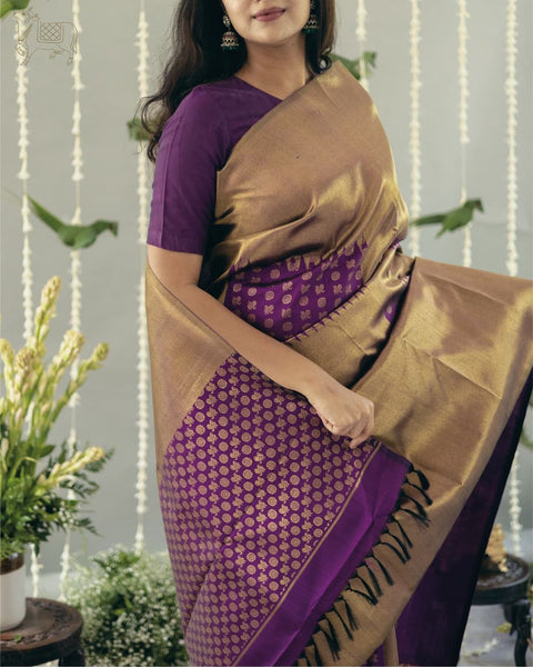 VastraLakshmi Fancifull Purple Soft Silk Saree With Arresting Blouse Piece