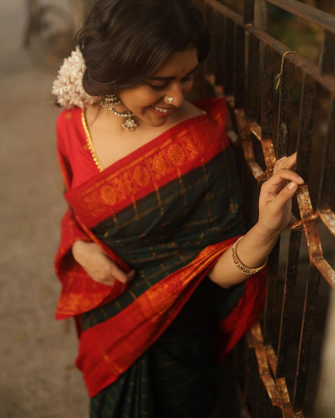 VastraLakshmi Dissemble Dark Green Soft Silk Saree With Bucolic Blouse Piece