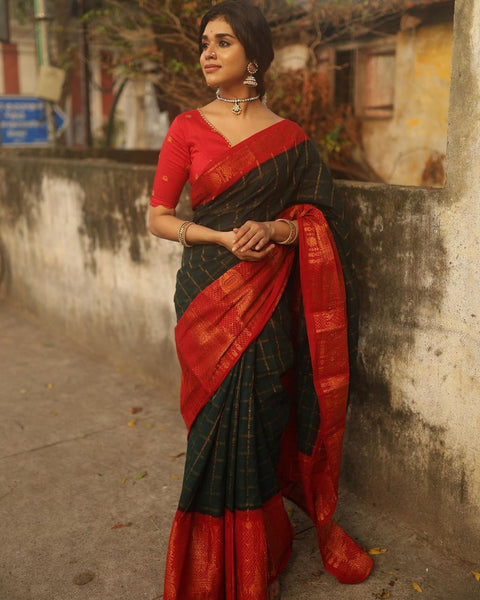 VastraLakshmi Dissemble Dark Green Soft Silk Saree With Bucolic Blouse Piece