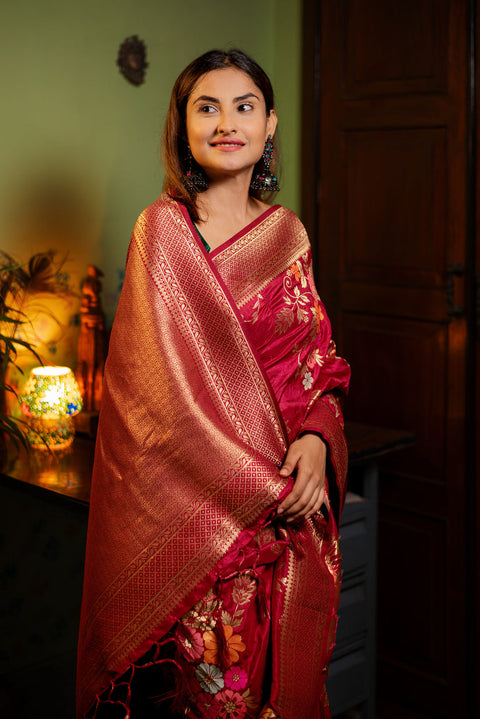 VastraLakshmi Assemblage Red Soft Banarasi Silk Saree With Dalliance Blouse Piece