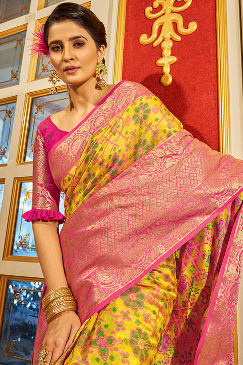 VastraLakshmi Fugacious Yellow Patola Silk Saree with Dalliance Blouse Piece