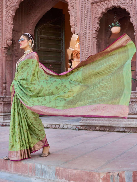 VastraLakshmi Elegant Green Soft Banarasi Silk Saree With Attractive Blouse Piece