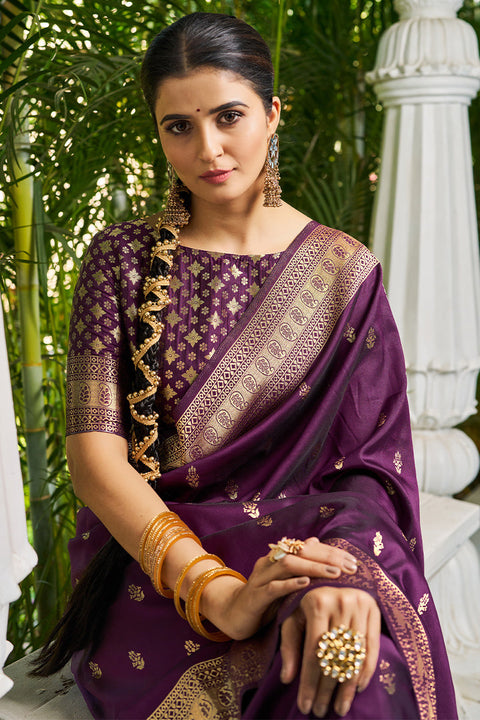 VastraLakshmi Lagniappe Purple Banarasi Silk Saree With Panoply Blouse Piece