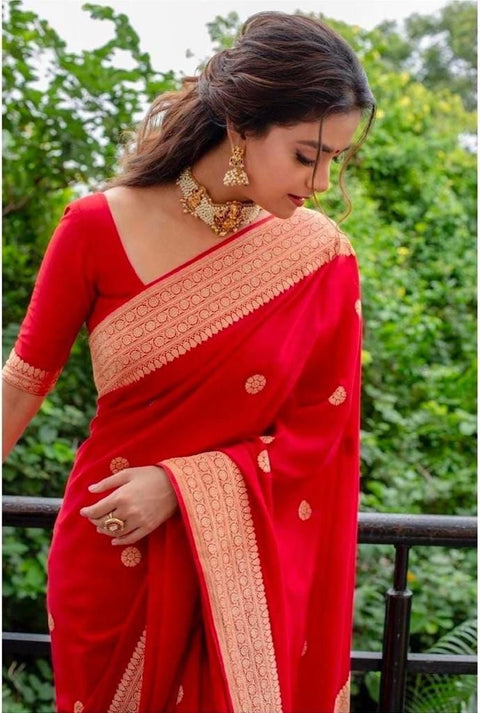 VastraLakshmi Ethnic Red Soft Silk Saree With Ravishing Blouse Piece