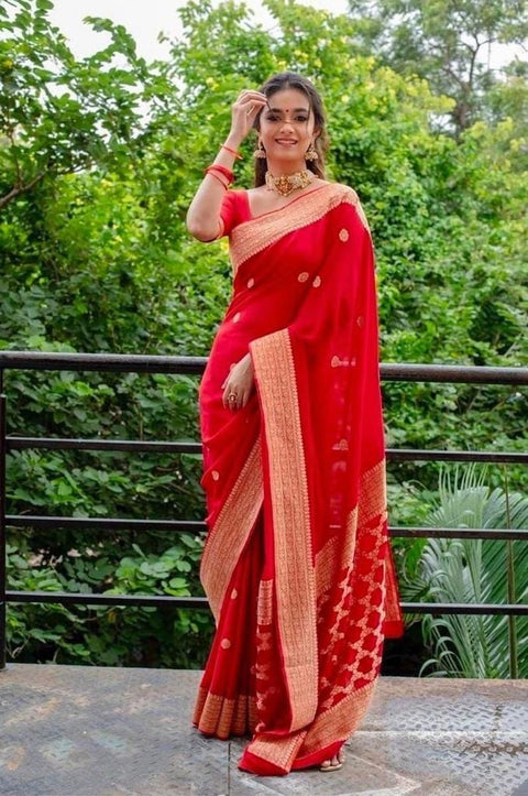 VastraLakshmi Ethnic Red Soft Silk Saree With Ravishing Blouse Piece