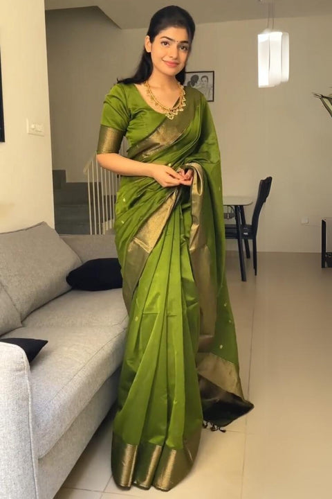 VastraLakshmi Seraglio Green Cotton Silk Saree With Magnificat Blouse Piece