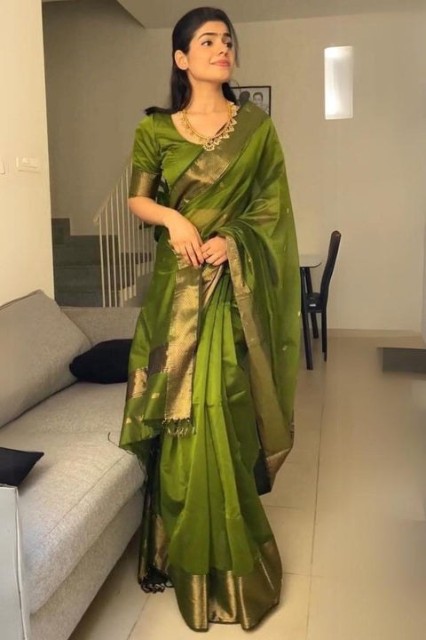 VastraLakshmi Seraglio Green Cotton Silk Saree With Magnificat Blouse Piece