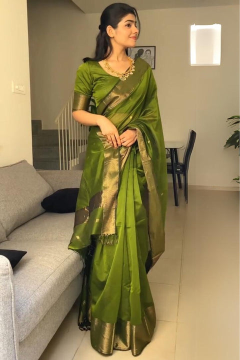 VastraLakshmi Seraglio Green Cotton Silk Saree With Magnificat Blouse Piece