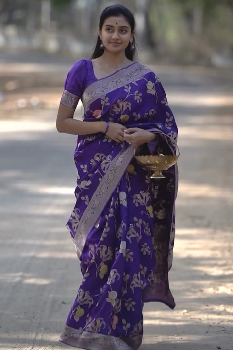 VastraLakshmi Angelic Purple Soft Silk Saree With Devastating Blouse Piece