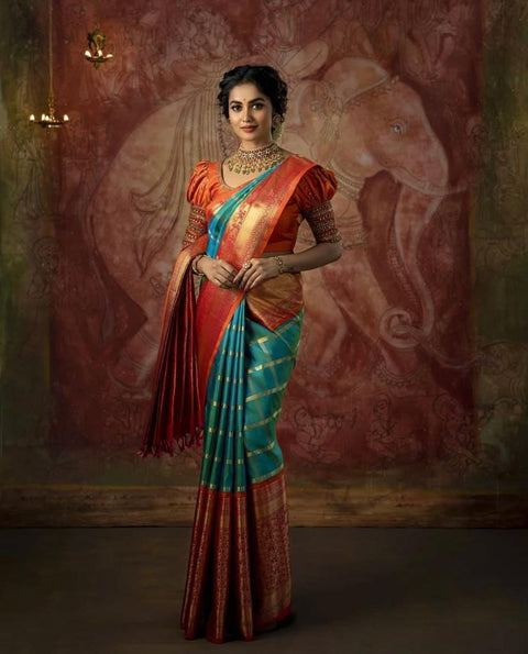 VastraLakshmi Staggering Rama Soft Silk Saree With Incomparable Blouse Piece