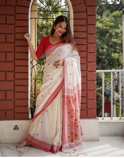 VastraLakshmi Desiring Off White Cotton Silk Saree With Capricious Blouse Piece