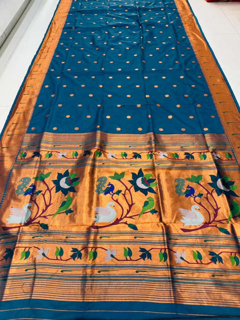 VastraLakshmi Extraordinary Blue Paithani Silk saree With Snappy Blouse Piece