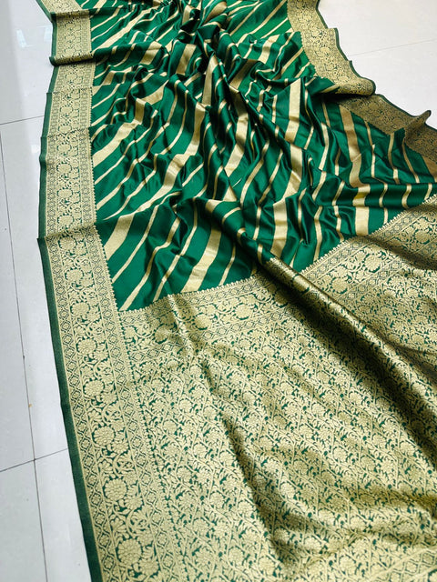 VastraLakshmi Comely Green Banarasi Silk Saree With Excellent Blouse Piece