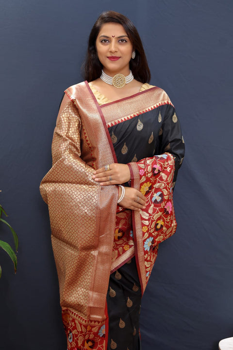 VastraLakshmi Ratatouille Black Paithani Silk Saree With Exemplary Blouse Piece