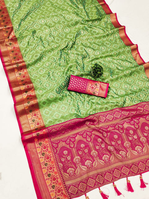 VastraLakshmi Deserving Green Soft Banarasi Silk Saree With Glorious Blouse Piece