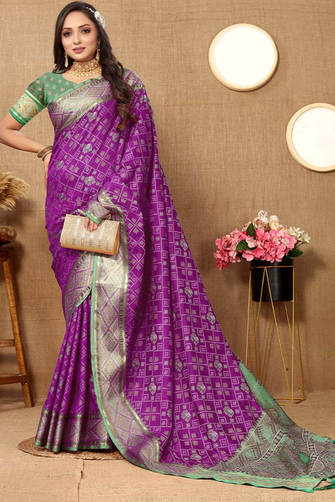 VastraLakshmi Improbable Purple Soft Banarasi Silk Saree With Exquisite Blouse Piece