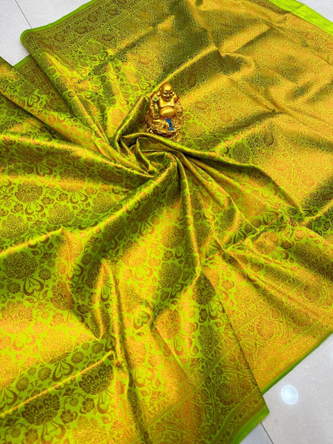 VastraLakshmi Outstanding Green Kanjivaram Silk Saree With Outstanding Blouse Piece