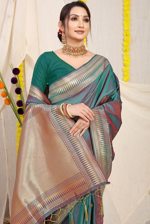 VastraLakshmi Flaunt Grey Banarasi Silk Saree With Magnetic Blouse Piece