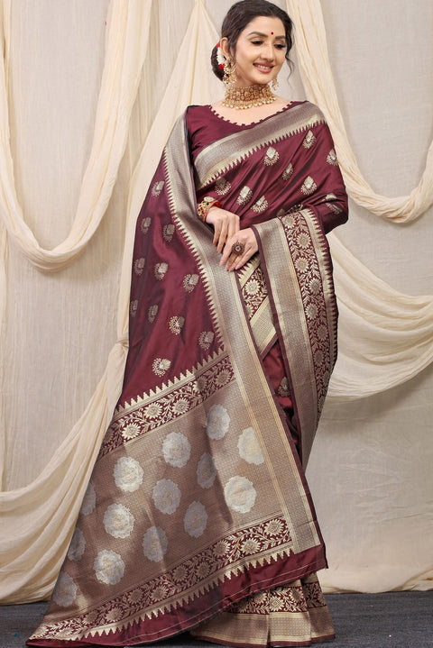 VastraLakshmi Smashing Brown Kanjivaram Silk With Effervescent Blouse Piece