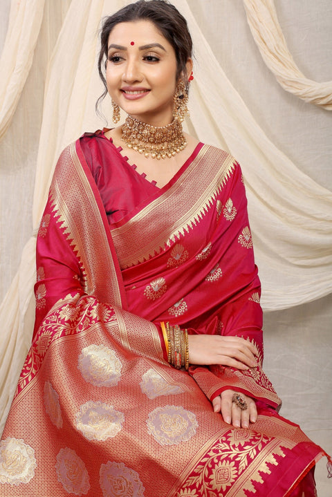 VastraLakshmi Staggering Dark Pink Kanjivaram Silk With Effervescent Blouse Piece