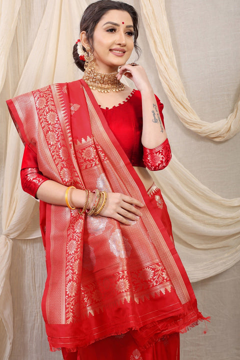 VastraLakshmi Magnetic Red Kanjivaram Silk With Effervescent Blouse Piece