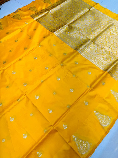 VastraLakshmi Conflate Yellow Soft Banarasi Silk Saree With Comely Blouse Piece