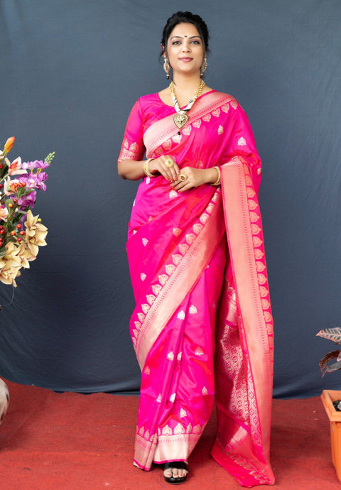 VastraLakshmi Phenomenal Dark Pink Banarasi Silk Saree With Classic Blouse Piece