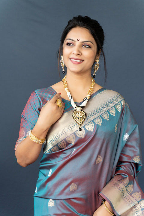 VastraLakshmi Gratifying Grey Banarasi Silk Saree With Classic Blouse Piece