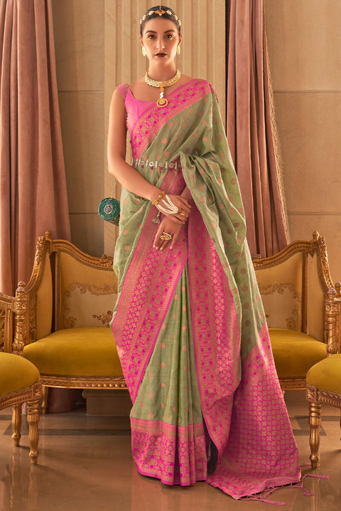 VastraLakshmi Phenomenal Green Soft Banarasi Silk Saree With Intricate Blouse Piece