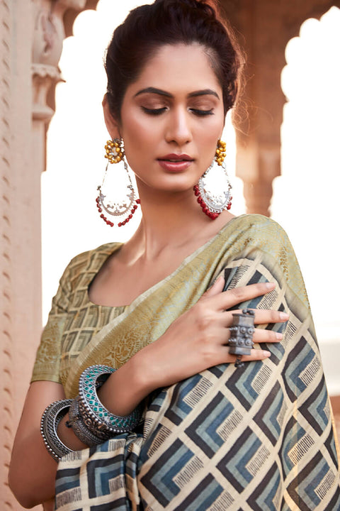 VastraLakshmi Staring Grey Digital Printed Soft Silk Saree With Inimitable Blouse Piece