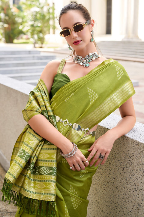 VastraLakshmi Verdant Green Soft Banarasi Silk Saree With Eclat Blouse Piece