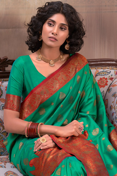 VastraLakshmi Imaginative Green Soft Banarasi Silk Saree With Tremendous Blouse Piece